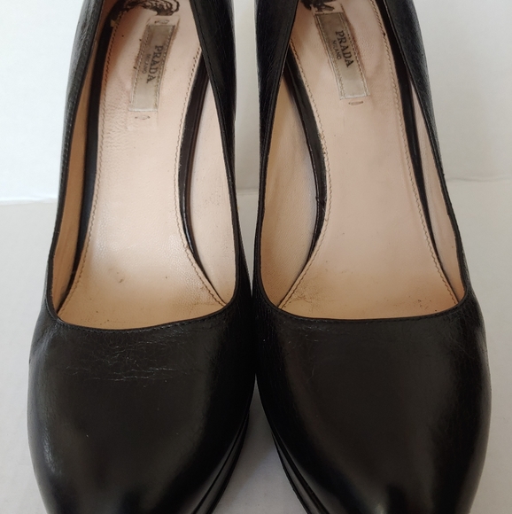 Prada Platform Leather pump sz 39 - Picture 1 of 7